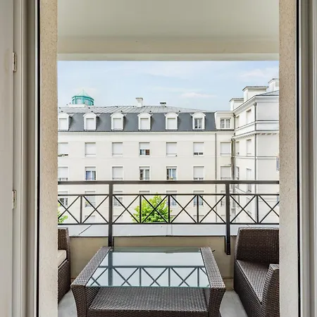 Cour Royale Disneyland Paris Апартаменты